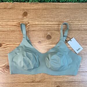 NWT Knix Thin Strap Padded Women's V Neck Bra Sz 5 Eucalyptus